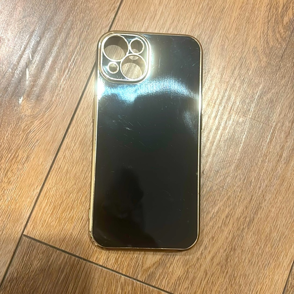 Gold and black iPhone 13/14 phone case